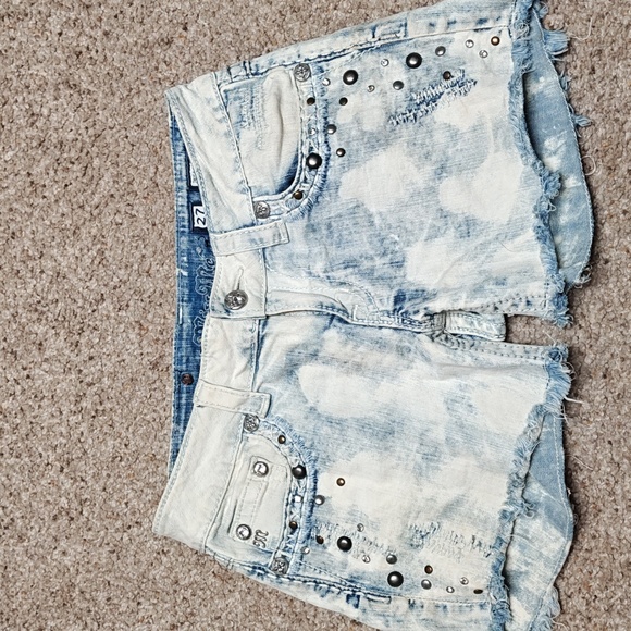 Miss me shorts - Picture 1 of 3